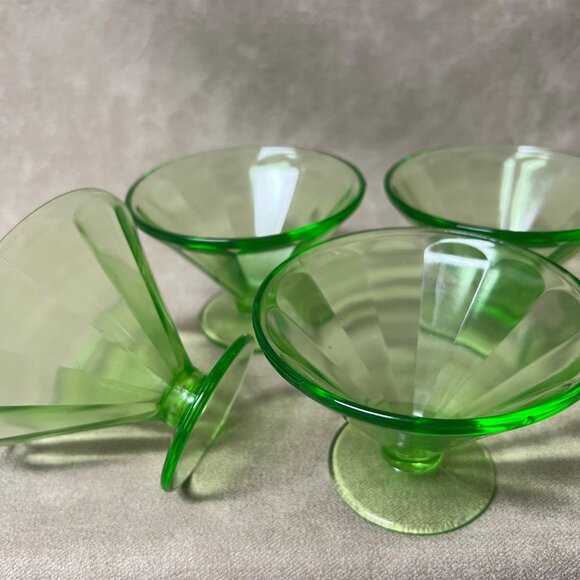 Vintage Federal Uranium Green Depression Glass Sherbets Dessert 4 Ribbed Optic - Picture 2 of 8
